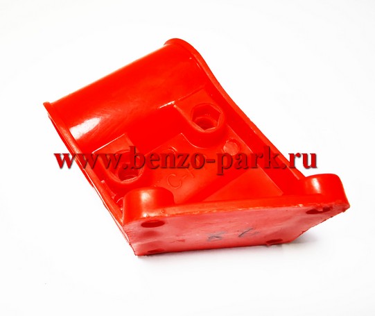 Пластиковый кронштейн крепления защитного кожуха китайских бензокос под диаметр штанги 28 мм